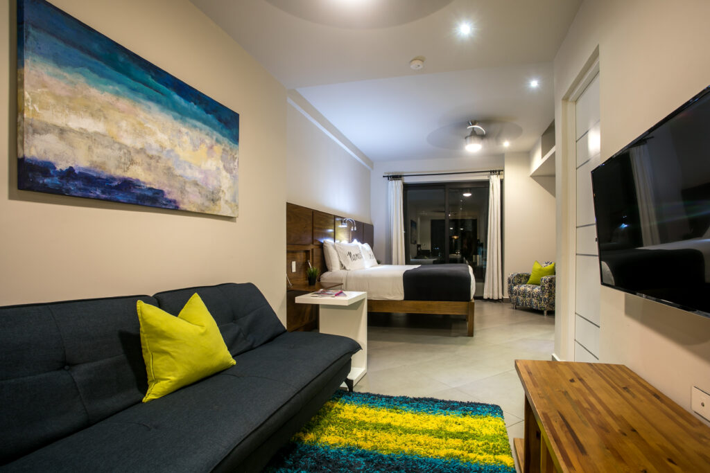 Honey Bee Playa. Estudio image 3